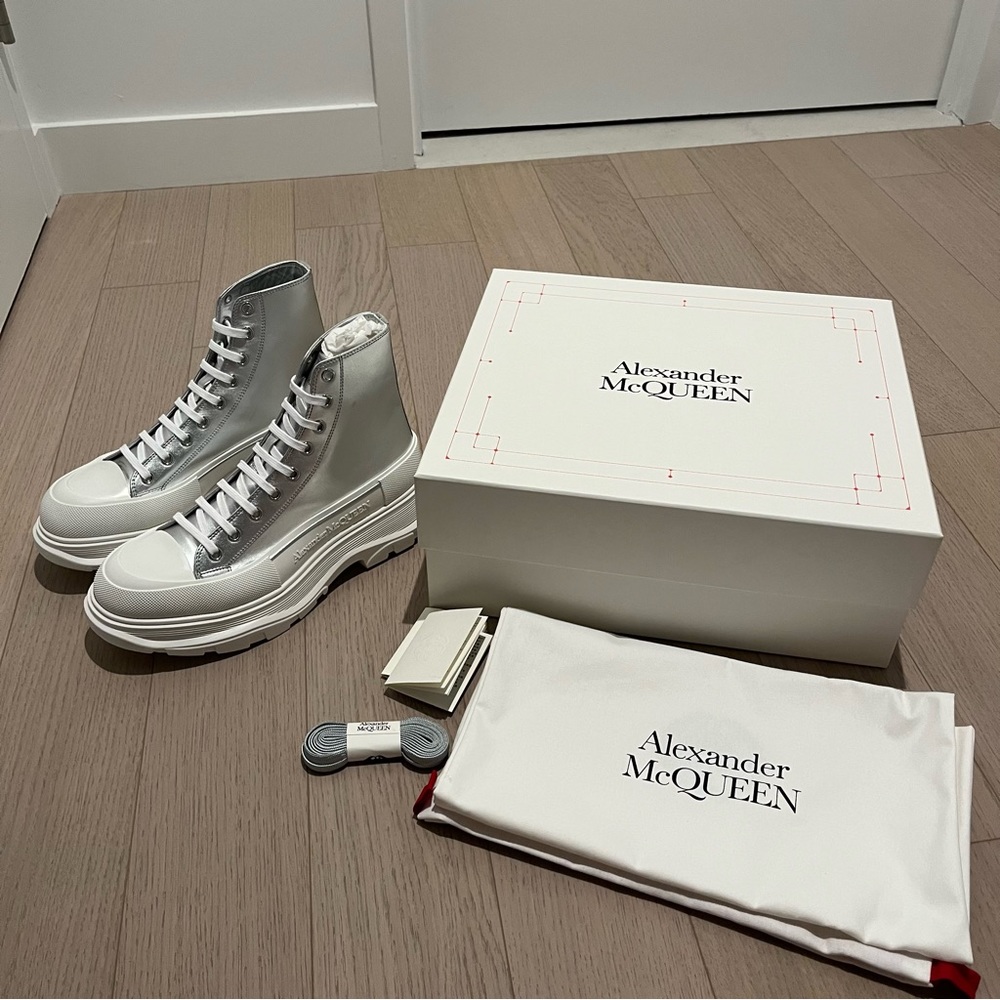 Alexander McQueen Men's Tread Slick Metallic High-Top Sneakers